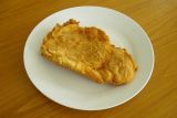 Smažený milánský řízek (kuřecí prso, šunka, sýr, trojobal)